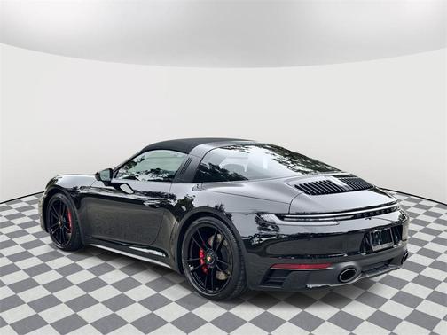 2022 Porsche 911 Targa 4 GTS