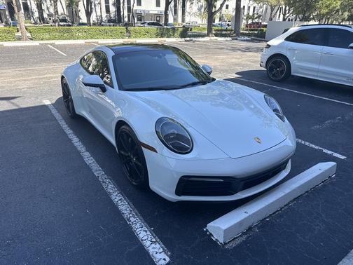 2021 Porsche 911 Carrera