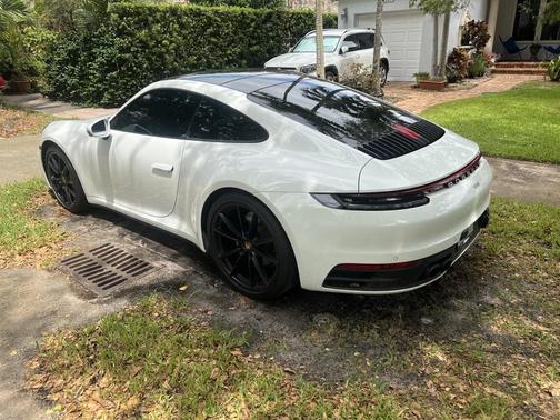 2021 Porsche 911 Carrera