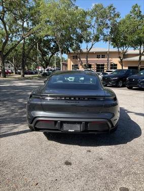 2022 Porsche Taycan 4S