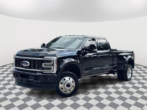 2025 Ford F-450 Platinum