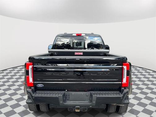 2025 Ford F-450 Platinum