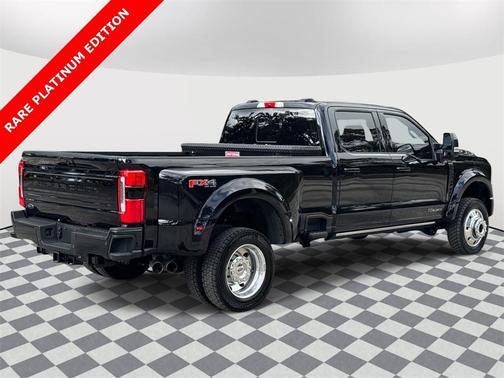 2025 Ford F-450 Platinum