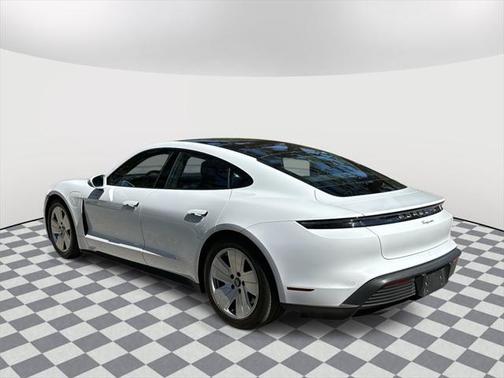 2022 Porsche Taycan Base