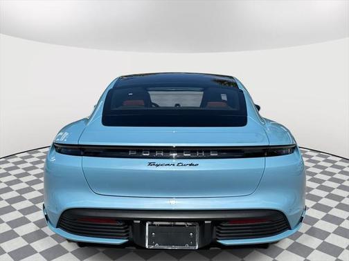 2020 Porsche Taycan Turbo