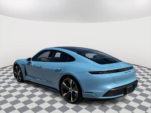 2020 Porsche Taycan Turbo