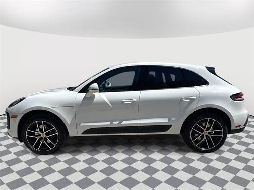 2023 Porsche Macan T