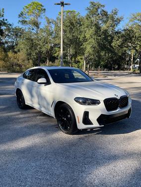 2025 BMW X4 xDrive30i