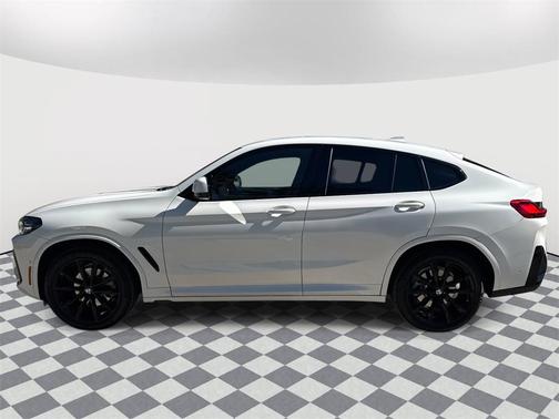 2025 BMW X4 xDrive30i