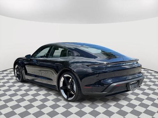 2022 Porsche Taycan Base