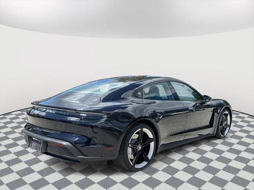2022 Porsche Taycan Base