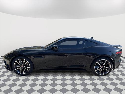 2019 Jaguar F-TYPE P300