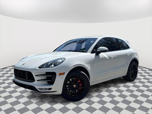 2017 Porsche Macan Turbo