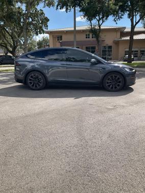 2022 Tesla Model X Dual Motor All-Wheel Drive