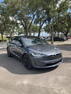 2022 Tesla Model X Dual Motor All-Wheel Drive