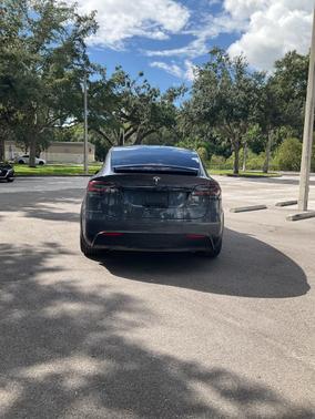 2022 Tesla Model X Dual Motor All-Wheel Drive