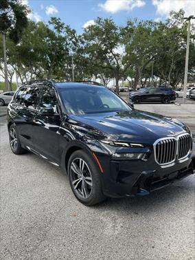 2023 BMW X7 xDrive40i