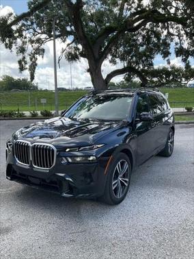 2023 BMW X7 xDrive40i
