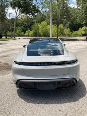 2022 Porsche Taycan 4S