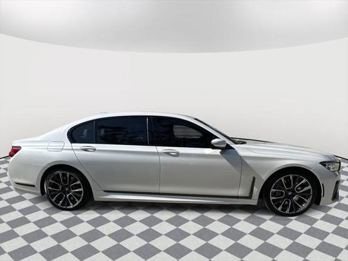 2020 BMW 750 i xDrive