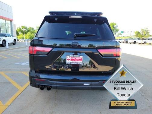 2025 Toyota Sequoia Base