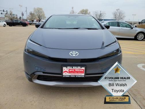 2025 Toyota Prius XLE