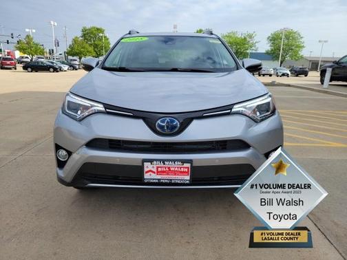 2018 Toyota RAV4 Hybrid SE