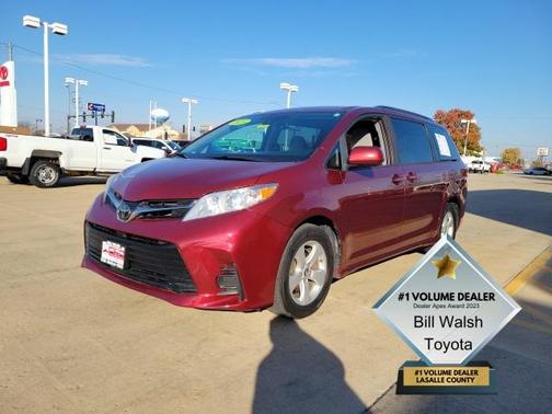 2020 Toyota Sienna LE