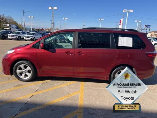 2020 Toyota Sienna LE