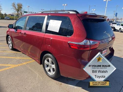 2020 Toyota Sienna LE