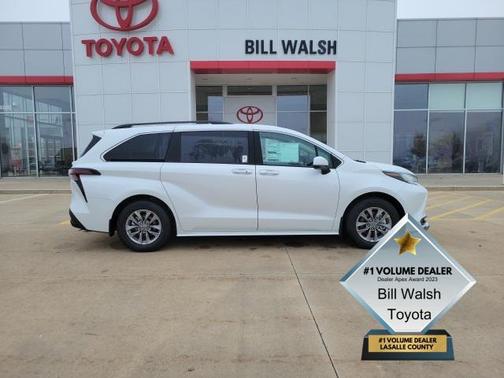 2025 Toyota Sienna XLE