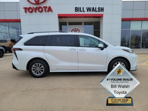 2023 Toyota Sienna XLE