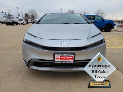 2025 Toyota Prius XLE