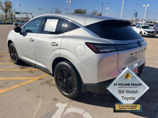 2025 Nissan Murano SV