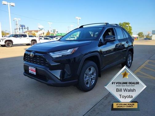 2025 Toyota RAV4 Hybrid XLE