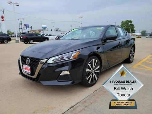 2022 Nissan Altima SR FWD