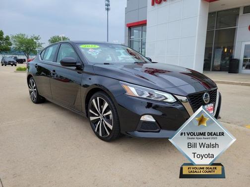 2022 Nissan Altima SR FWD