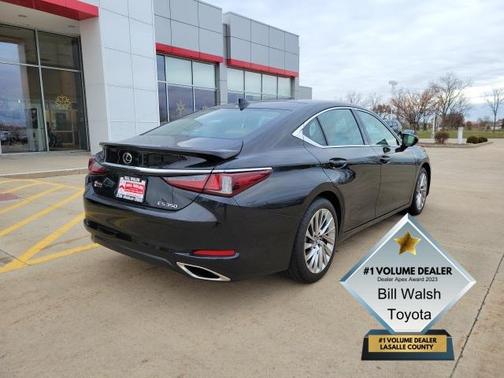 2022 Lexus ES 350 Ultra Luxury