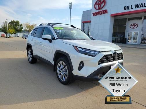 2022 Toyota RAV4 XLE Premium