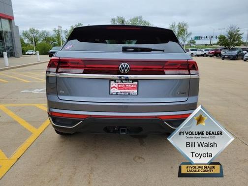 2024 Volkswagen Atlas Cross Sport 2.0T SE w/Technology 4MOTION