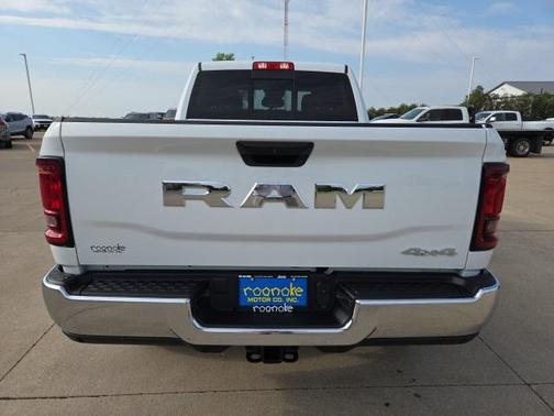2025 RAM 2500 Tradesman Crew Cab 4x4 6'4' Box