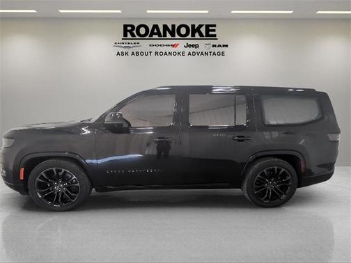 2023 Jeep Grand Wagoneer Series III Obsidian 4x4