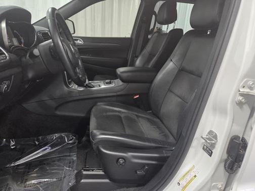 2022 Jeep Grand Cherokee Laredo