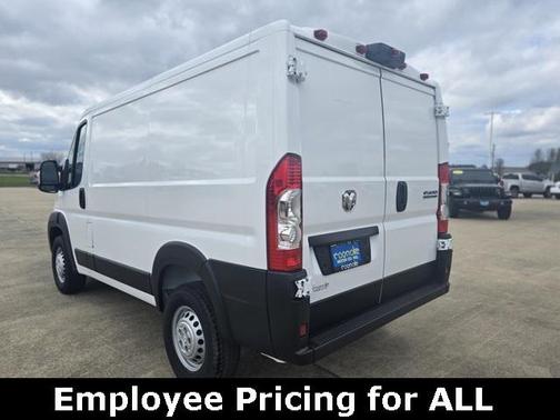 2025 RAM ProMaster 1500 Low Roof