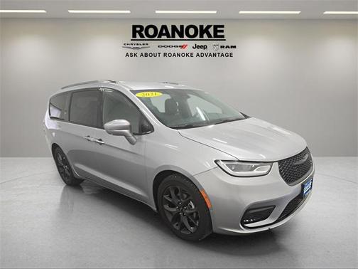 2021 Chrysler Pacifica Touring L