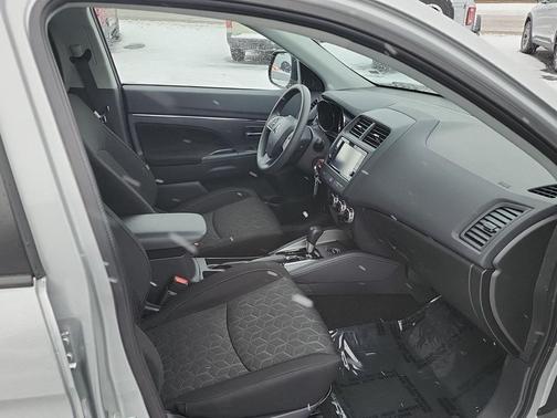 2025 Mitsubishi Outlander Sport 2.0 ES