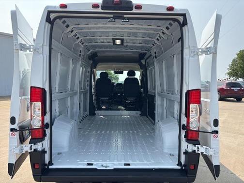2025 RAM ProMaster 2500 Tradesman