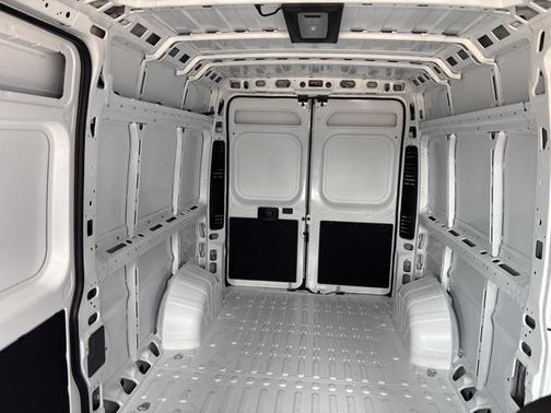 2025 RAM ProMaster 2500 Tradesman