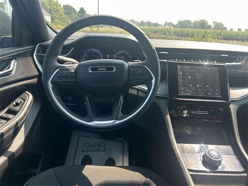 2024 Jeep Grand Cherokee L Laredo