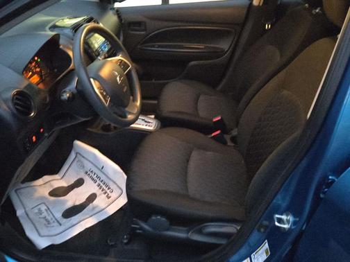 2022 Mitsubishi Mirage ES CVT